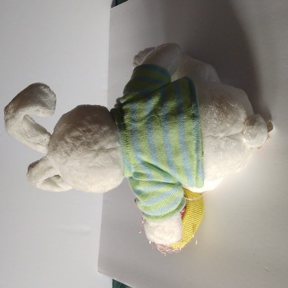 Bando toys USA, white bunny with basket and knitted green sweater paw has Godiva - Picture 5 of 11